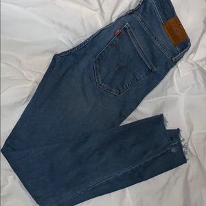 Levi skinny jeans